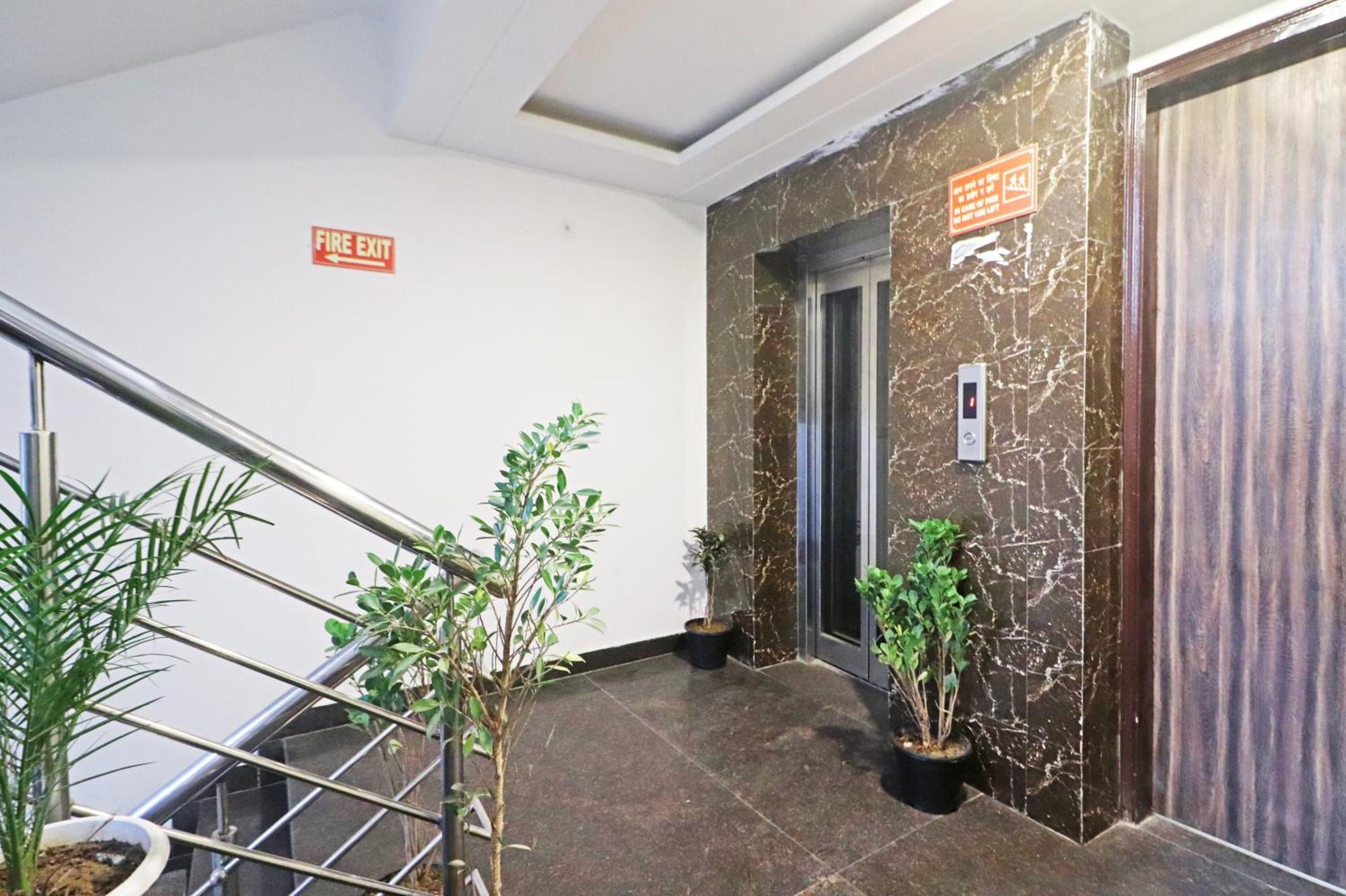 Hotel Mayda Prime Near Delhi Airport New Delhi Luaran gambar